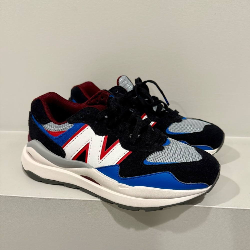New Balance 5740 by FIGs - women’s 7.5 - Blue, Black & Red shoes - NEW